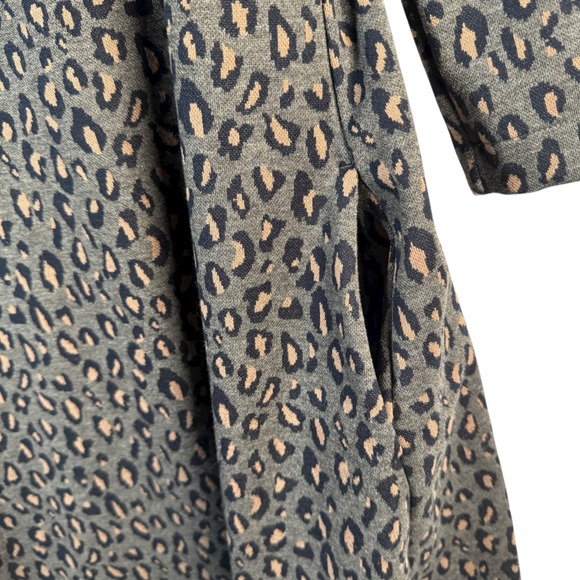 Nicole Miller Original Women's S Chic Leopard Print Stretch‎ Knit Shift Dress - Picture 6 of 8